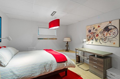 Chambre à coucher - 236 Mtée Du Val-De-Loire, Saint-Adolphe-D'Howard, QC - Indoor Photo Showing Bedroom