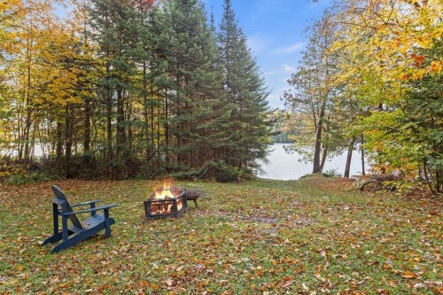 Bord de l'eau - 236 Mtée Du Val-De-Loire, Saint-Adolphe-D'Howard, QC - Outdoor