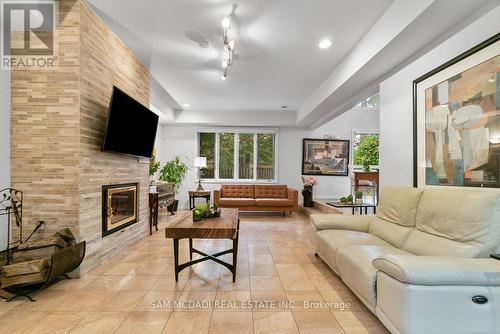 988 Tennyson Avenue, Mississauga, ON - Indoor Photo Showing Living Room With Fireplace