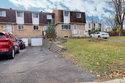 246 Rue Gardenia  Dollard-Des-Ormeaux, QC H9G 1B7
