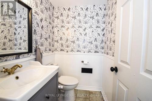 191 Dalhousie Avenue, St. Catharines (Port Dalhousie), ON - Indoor Photo Showing Bathroom