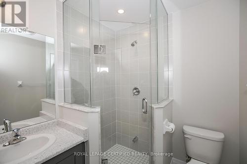 32 Dalbeattie Drive, Brampton, ON - Indoor Photo Showing Bathroom