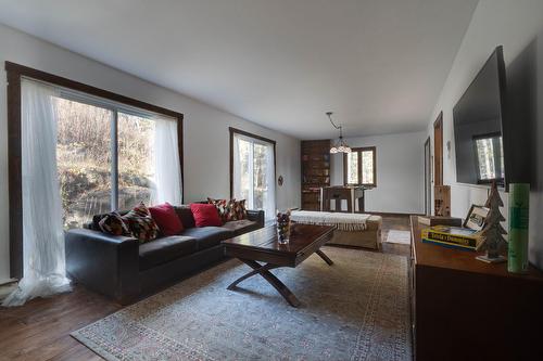 Salle communautaire - 865 Côte St-Gabriel O., Saint-Sauveur, QC - Indoor Photo Showing Living Room