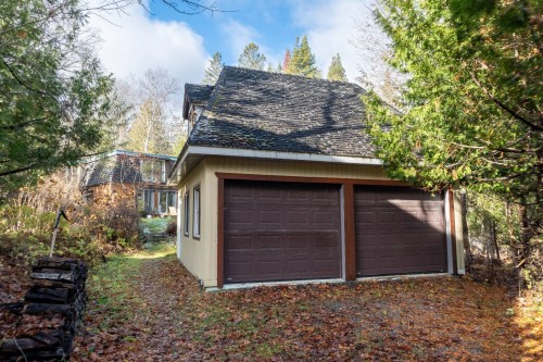 Garage - 865 Côte St-Gabriel O., Saint-Sauveur, QC - Outdoor