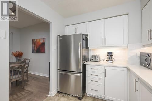103 - 600 Talbot Street, London East (East F), ON - Indoor Photo Showing Kitchen