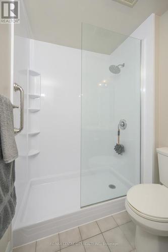 103 - 600 Talbot Street, London East (East F), ON - Indoor Photo Showing Bathroom