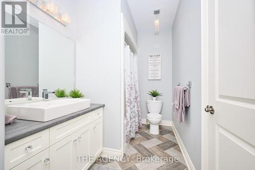 SECOND BATHROOM 4 PIECE - 16 - 13 Jacob Common, St. Catharines (Lakeshore), ON - Indoor Photo Showing Bathroom
