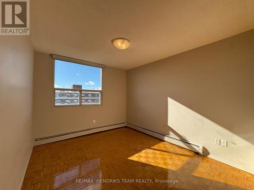 601 - 49 Leaside Drive, St. Catharines (Carlton/Bunting), ON - Indoor Photo Showing Other Room