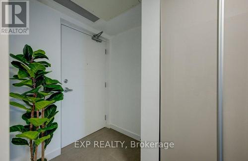 718 - 250 Albert Street, Waterloo, ON - Indoor Photo Showing Bathroom