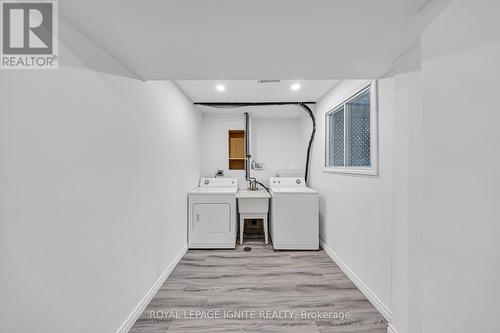 431 Cobblehill Drive, Oshawa, ON - Indoor Photo Showing Laundry Room