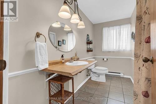 622 Guy Street, Cornwall, ON - Indoor Photo Showing Bathroom