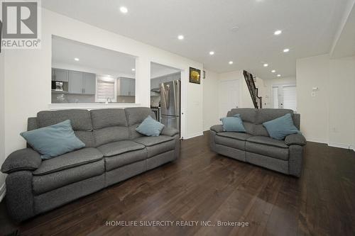 15 Diploma Drive, Brampton, ON - Indoor Photo Showing Living Room