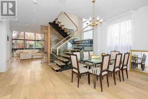 518 Sherin Drive, Oakville, ON - Indoor Photo Showing Dining Room