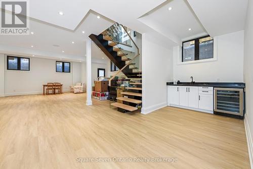 518 Sherin Drive, Oakville, ON - Indoor Photo Showing Other Room