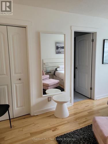 5 - 100 Fairway Crescent, Collingwood, ON - Indoor Photo Showing Other Room