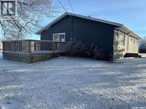 602 Boscurvis Avenue, Oxbow, SK - Outdoor
