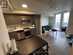 1202 - 38 MONTE KWINTER COURT  Toronto, ON M3H 0E2