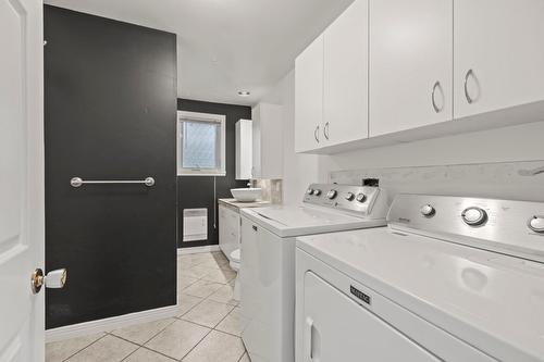 Salle de lavage - 68 Rue Clément, Rivière-Beaudette, QC - Indoor Photo Showing Laundry Room