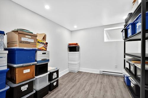 Office - 2B Rue Grenon O., Laval (Pont-Viau), QC - Indoor