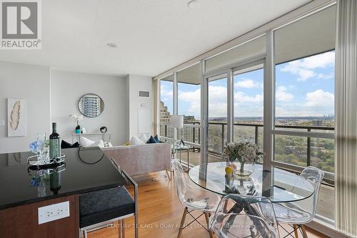 2904 - 2240 Lake Shore Boulevard W, Toronto, ON - Indoor Photo Showing Dining Room
