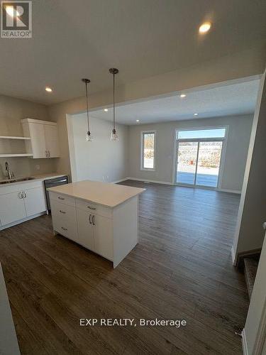 50 Canary Street, Tillsonburg, ON - Indoor