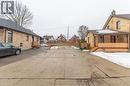 164 Lancaster Street E, Kitchener, ON  - Outdoor 