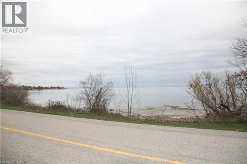 2525 Lakeshore Road, Dunnville, ON 
