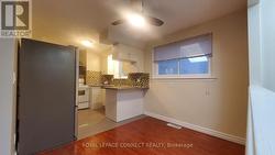 MAIN - 1206 WAKEFIELD CRESCENT  Oshawa, ON L1H 1V9