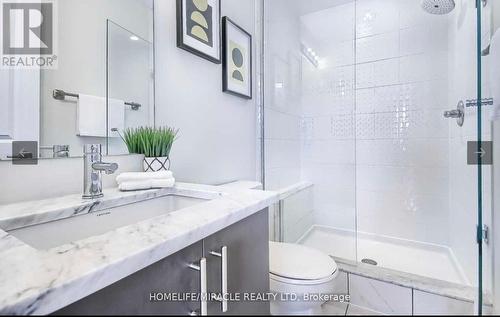 214 - 2550 Castlegate Crossing, Pickering, ON - Indoor Photo Showing Bathroom