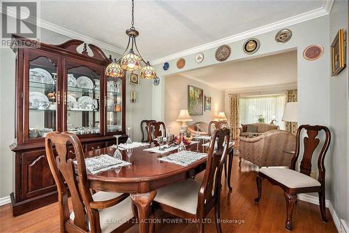 1358 Turner Crescent, Ottawa, ON - Indoor Photo Showing Dining Room