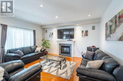 24 Edgecroft Crescent, Hamilton, ON - Indoor Photo Showing Living Room With Fireplace