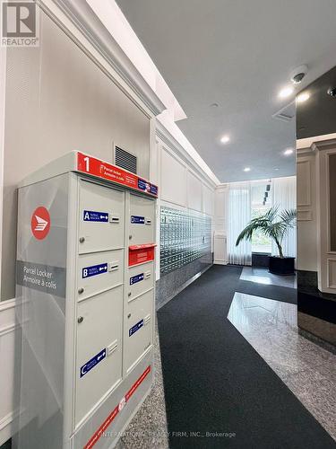 Ph03 - 75 Graydon Hall Drive, Toronto, ON - Indoor Photo Showing Other Room