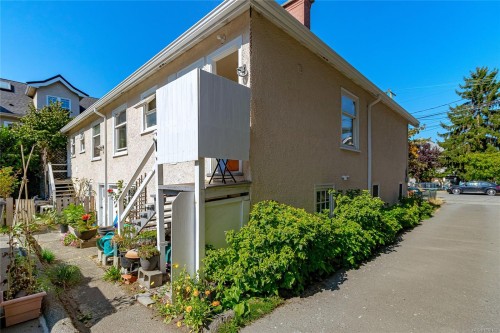 841/839 Princess Ave, Victoria, BC - Outdoor
