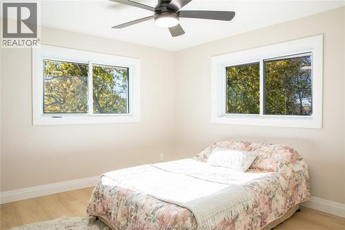 737 Charles Street, Windsor, ON - Indoor Photo Showing Bedroom