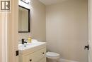 737 Charles Street, Windsor, ON  - Indoor Photo Showing Bathroom 