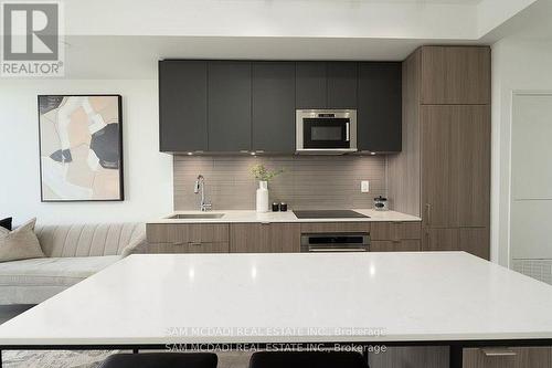 1412 - 220 Missinnihe Way, Mississauga, ON 