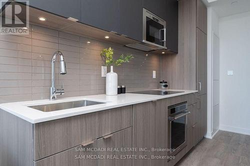 1412 - 220 Missinnihe Way, Mississauga, ON 