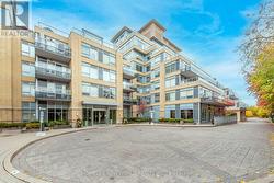 309 - 701 SHEPPARD AVENUE W  Toronto, ON M3H 0B2