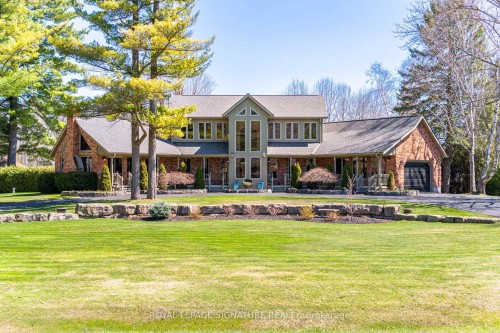 587 Hillcrest Road, Norfolk, ON - Outdoor With Deck Patio Veranda With Facade