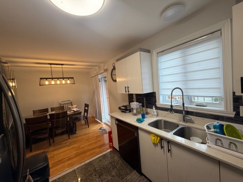 Kitchen - 3795 Rue Julie, Laval (Fabreville), QC - Indoor Photo Showing Kitchen With Double Sink