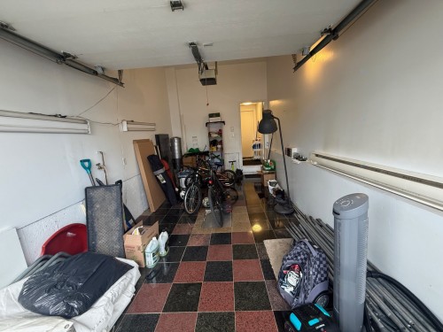 Garage - 3795 Rue Julie, Laval (Fabreville), QC - Indoor Photo Showing Garage