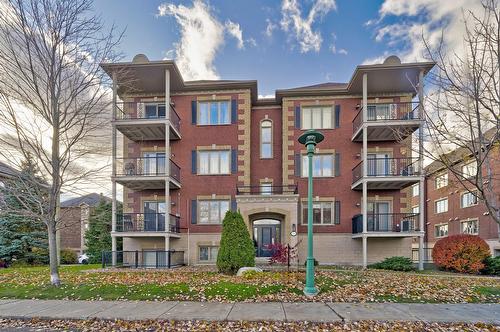 204-2408 Rue Racine  Longueuil (Saint-Hubert), QC J3Y 0A6