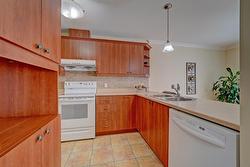 Kitchen - 