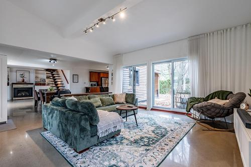 Salon - 1010 Rue Du Golf, Trois-Rivières, QC - Indoor Photo Showing Living Room