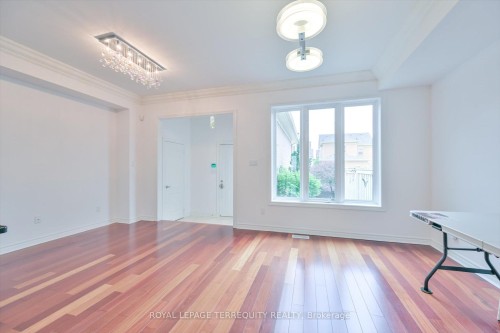 10461 Woodbine Avenue, Markham, ON - Indoor Photo Showing Other Room