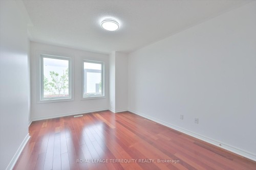 10461 Woodbine Avenue, Markham, ON - Indoor Photo Showing Other Room
