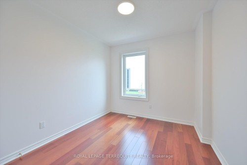 10461 Woodbine Avenue, Markham, ON - Indoor Photo Showing Other Room