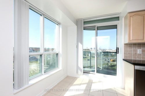 603-4850 Glen Erin Drive, Mississauga, ON - Indoor Photo Showing Other Room