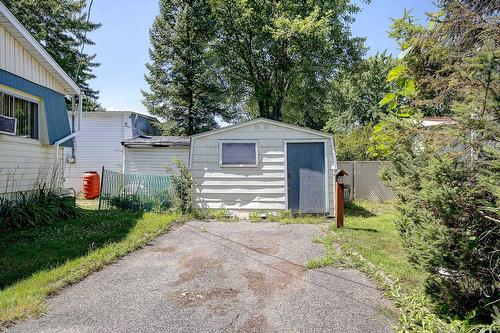 Parking - 6-3950 Boul. Sir-Wilfrid-Laurier, Longueuil (Saint-Hubert), QC - Outdoor