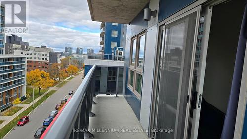 1103 - 258A Sunview Street, Waterloo, ON - Outdoor